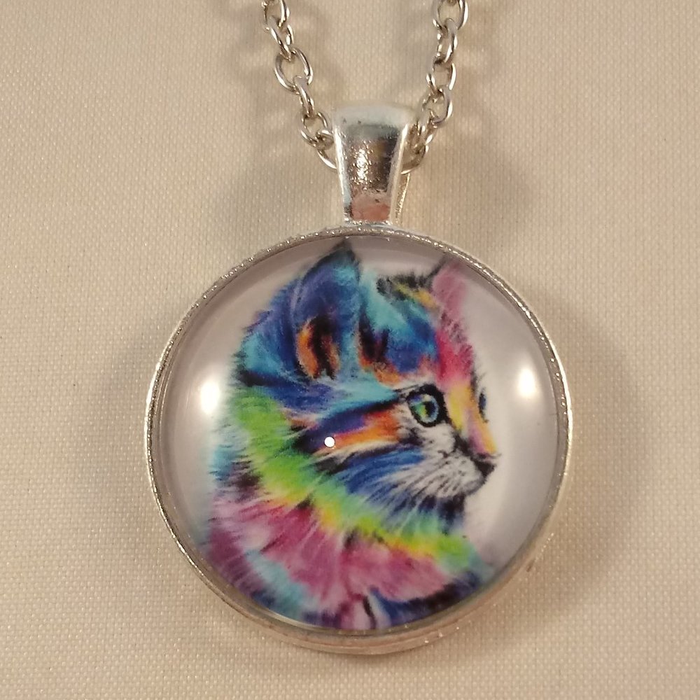 Silver Plate Rainbow Cat Kitty Cabochon Pendant Chain Necklace Gorgeous Gift - Picture 2 of 3